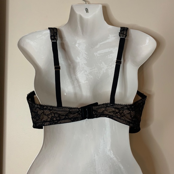 Frederick’s of Hollywood black two toned lacy underwire bra. Size 34F - Picture 5 of 9